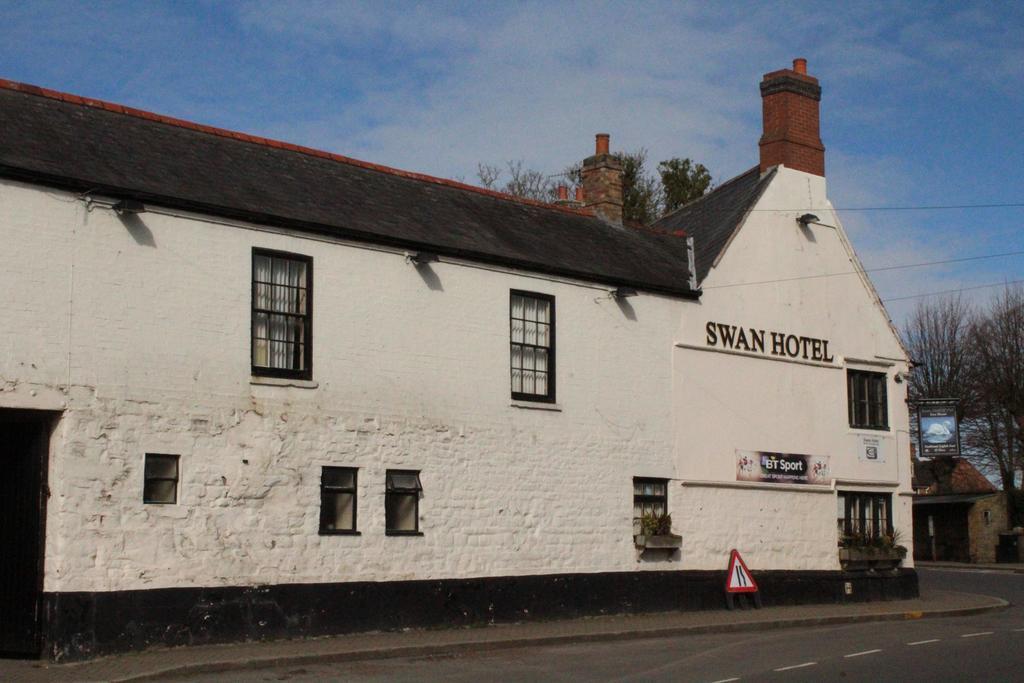 The Swan Bed & Breakfast Kineton  ภายนอก รูปภาพ